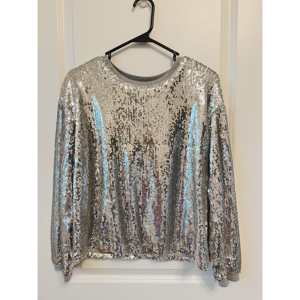 💎ANTHROPOLOGY Sequence Silver Top Medium Petite